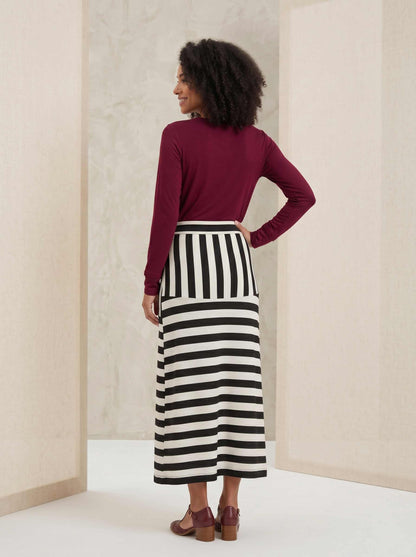 Saia Flavia Navy - Malha Viscolycra