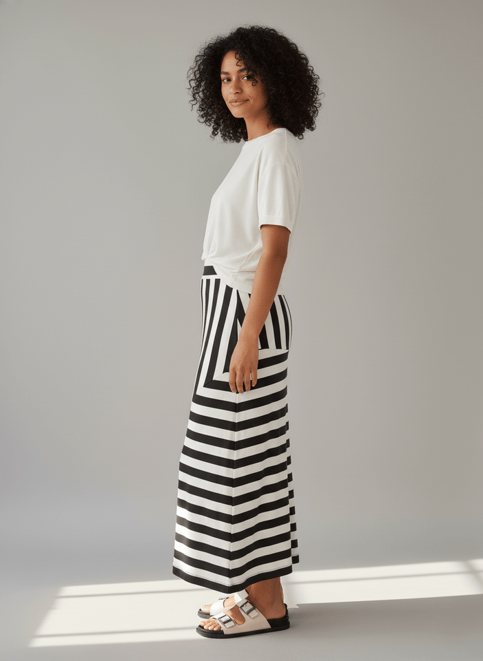 Saia Flavia Navy - Malha Viscolycra